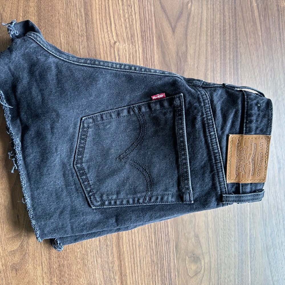 Levi's Ribcage Shorts